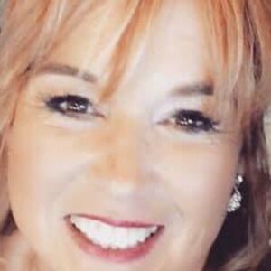 Meet your Posher, Valerie